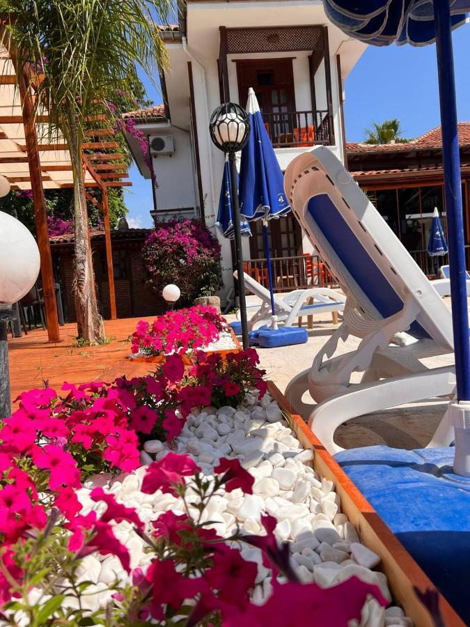 Palma Rosa Hotel Camyuva Exterior photo